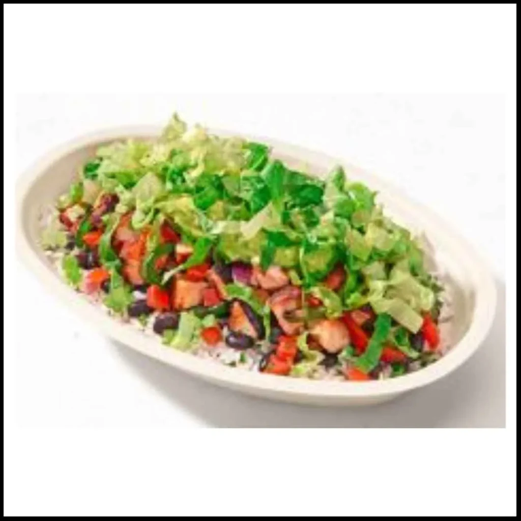 Chipotle Balanced Macros Bowl – A Perfect Blend of Protein, Carbs & Greens! Chipotle Balanced Macros Bowl featuring grilled chicken, black beans, white rice, fresh lettuce, diced peppers, and onions.